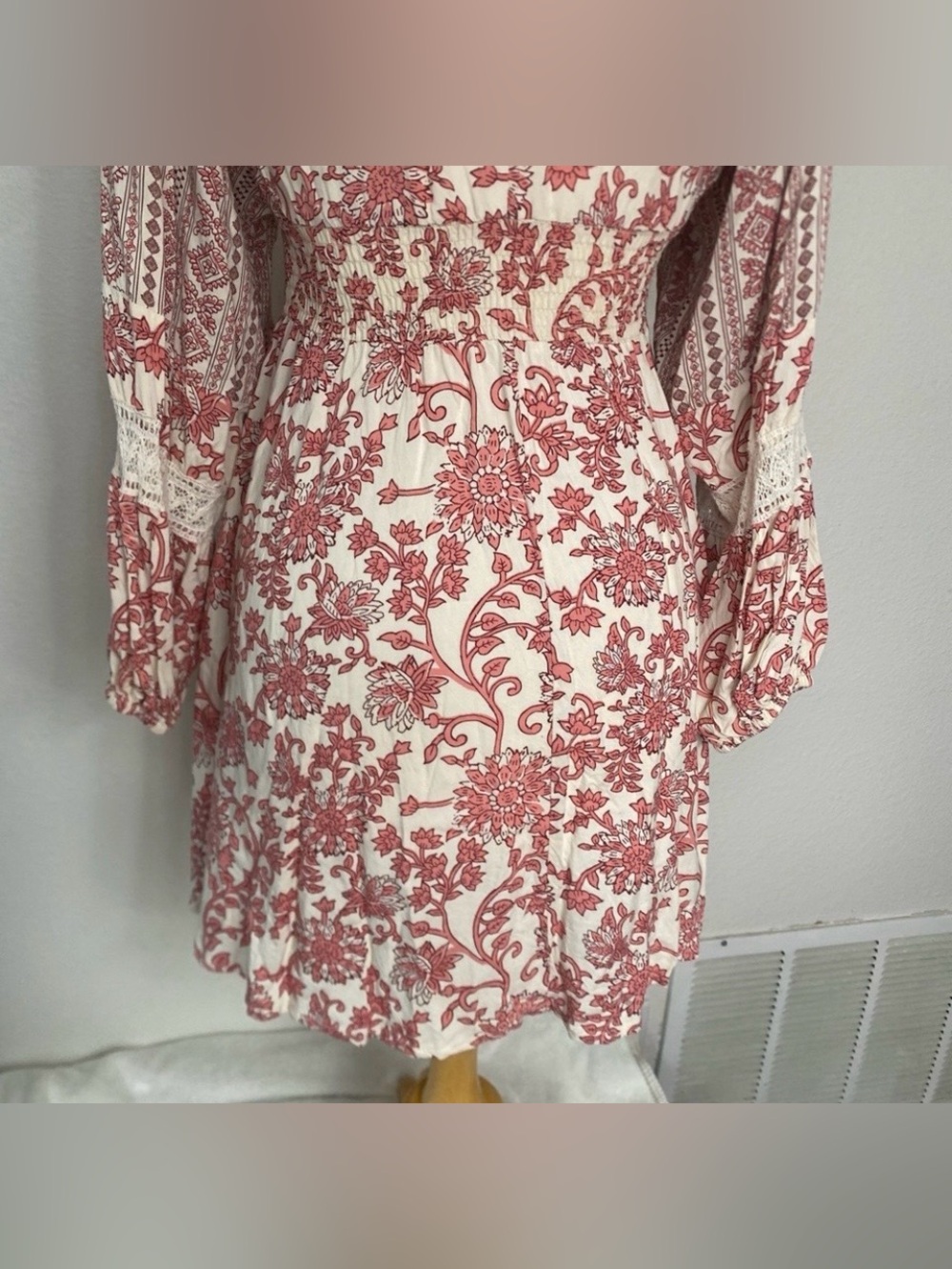Sincerely Jules Women Peach Cream Floral Embroidered Mini Dress Size Medium Boho - Picture 9 of 14